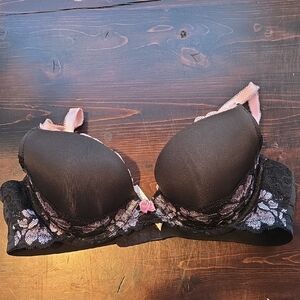 Adore me Black and Pink Lace Bra